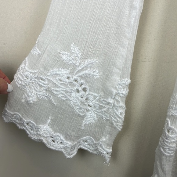 Boston Proper || Crochet Detailed Top with Bell Sleeves; Size XXS - Picture 5 of 13